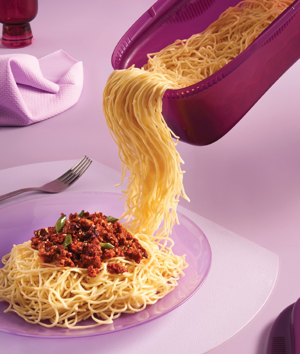 Брошура на Tupperware. Страница 1
